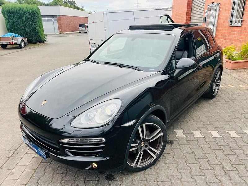 Gebraucht Porsche Cayenne 245 PS (180 kW) 2012 Schwarz SUV