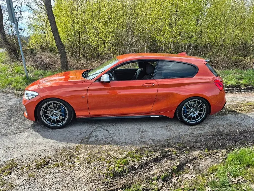 Gebraucht BMW M135 Performance 326 PS (239 kW) 2015 Orange Kleinwagen