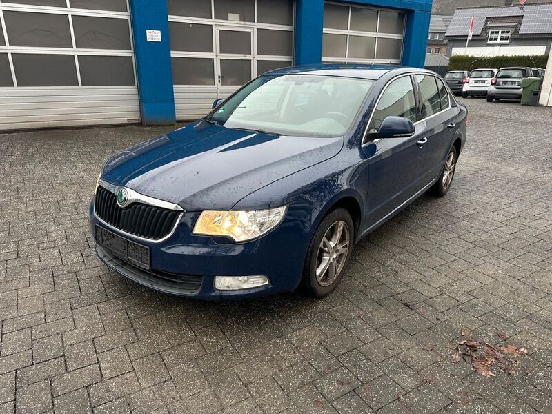 Blau Gebraucht 2009 Skoda Superb Limousine | 3.400 € (Guter Preis) - Bild 1/4
