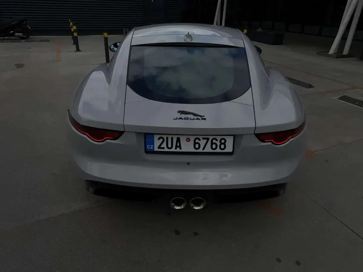 Gebraucht Jaguar F-Type R-Dynamic 381 PS (280 kW) 2020 Coupé