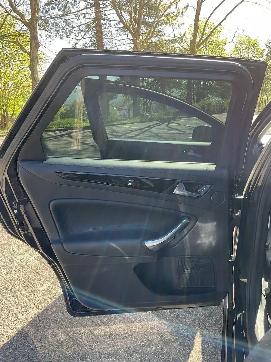 Gebraucht Ford Mondeo Titanium 160 PS (117 kW) 2014 Schwarz Limousine