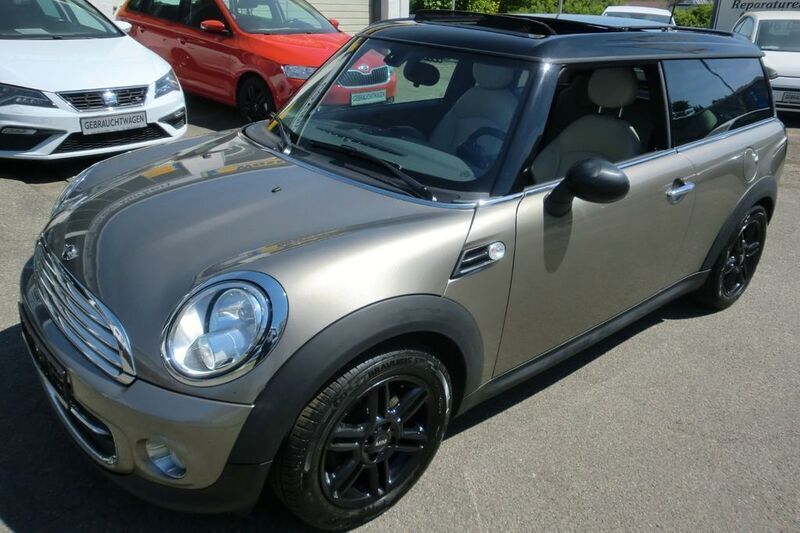 Velvet silver metallic Gebraucht 2013 Mini Cooper Clubman Kombi | 9.750 € (Teuer) - Bild 1/4