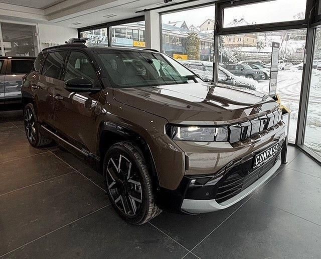 Neu Jeep Compass 156 kW (213 PS) 2026 Grün SUV