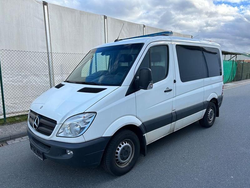 Weiß Gebraucht 2013 Mercedes 316 Van | 9.500 € (Guter Preis) - Bild 1/4