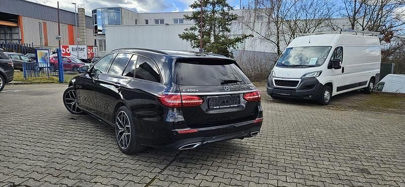 Gebraucht Mercedes E400 AMG line 330 PS (242 kW) 2021 Schwarz Kombi