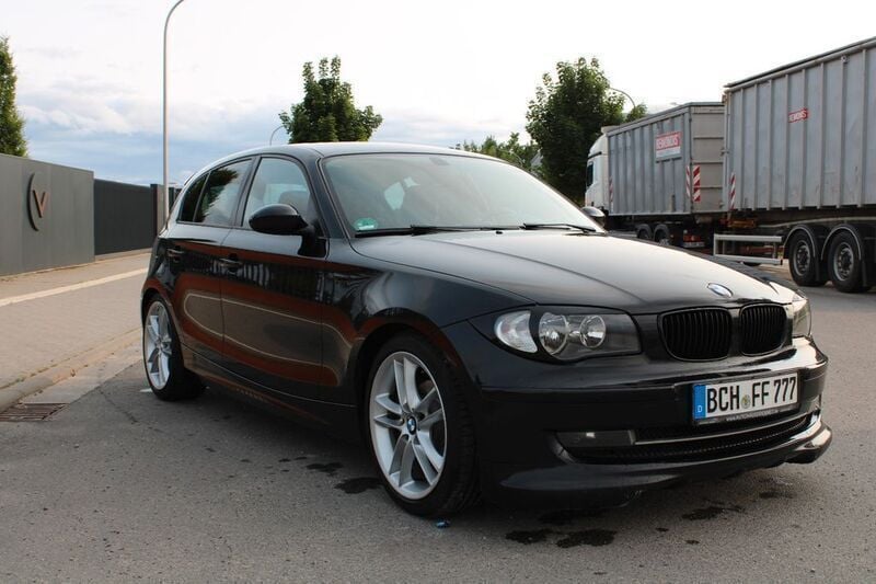 Schwarz Gebraucht 2007 BMW 118 M Sport Kleinwagen | 3.500 € (Guter Preis) - Bild 1/4