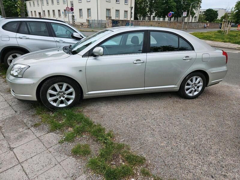 Gebraucht 2004 Toyota Avensis Limousine | 4.000 € (Fairer Preis) - Bild 1/4