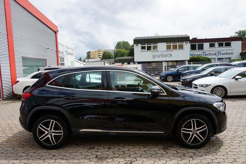 Gebraucht Mercedes GLA220 Progressive 190 PS (139 kW) 2021 Schwarz SUV