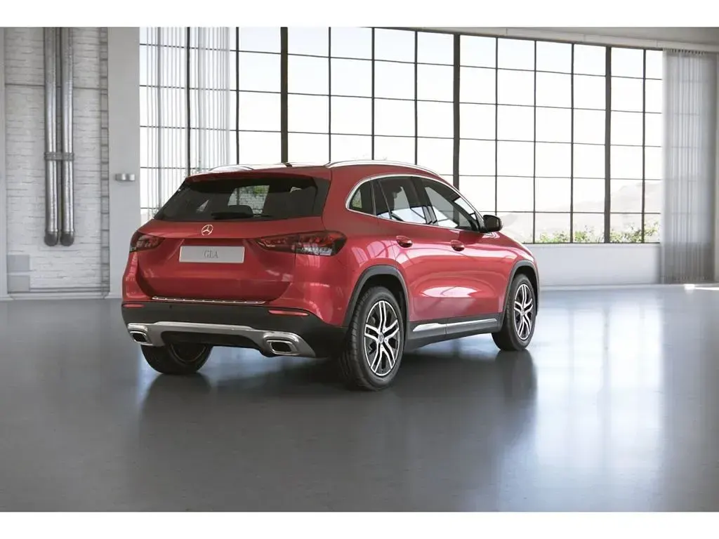 Gebraucht Mercedes GLA200 Progressive 163 PS (119 kW) 2022 Rot SUV