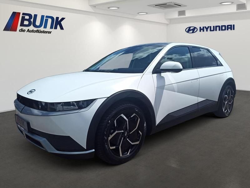 Weiß Gebraucht 2024 Hyundai Ioniq 5 SUV | 36.900 € (Guter Preis) - Bild 1/4