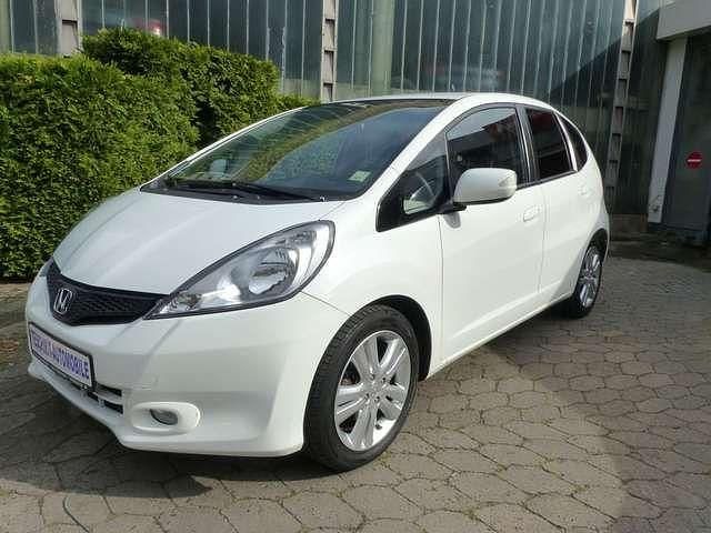 Weiß Gebraucht 2013 Honda Jazz Comfort Kleinwagen | 9.500 € (Guter Preis) - Bild 1/4