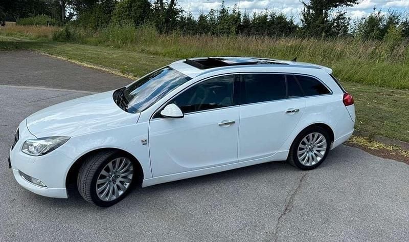 Gebraucht 2012 Opel Insignia OPC Kombi | 4.000 € (Guter Preis) - Bild 1/4