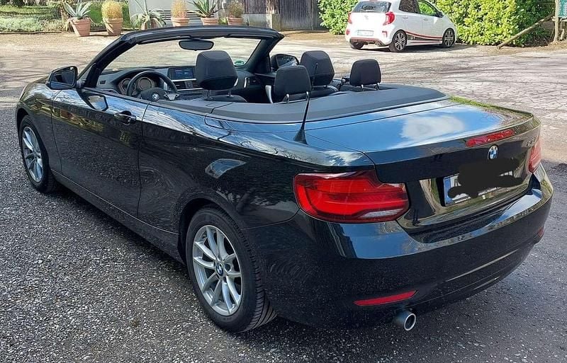 Gebraucht BMW 218 136 PS (100 kW) 2019 Schwarz Cabrio