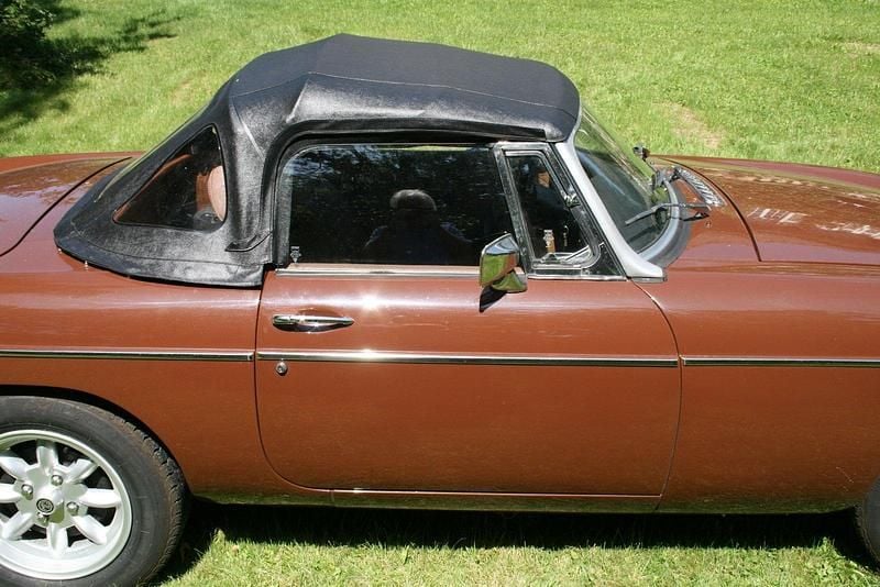 Gebraucht MG B 95 PS (69 kW) 1981 Braun Cabrio