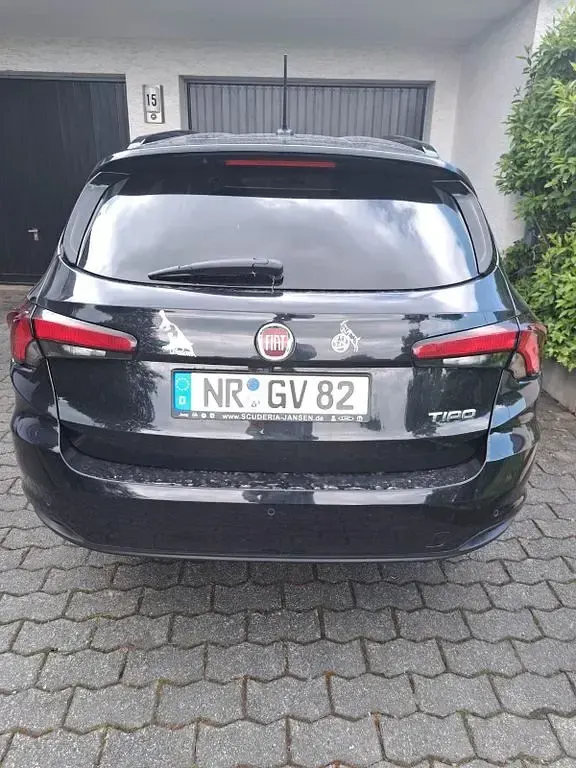 Gebraucht Fiat Tipo Mirror 120 PS (88 kW) 2019 Schwarz Limousine