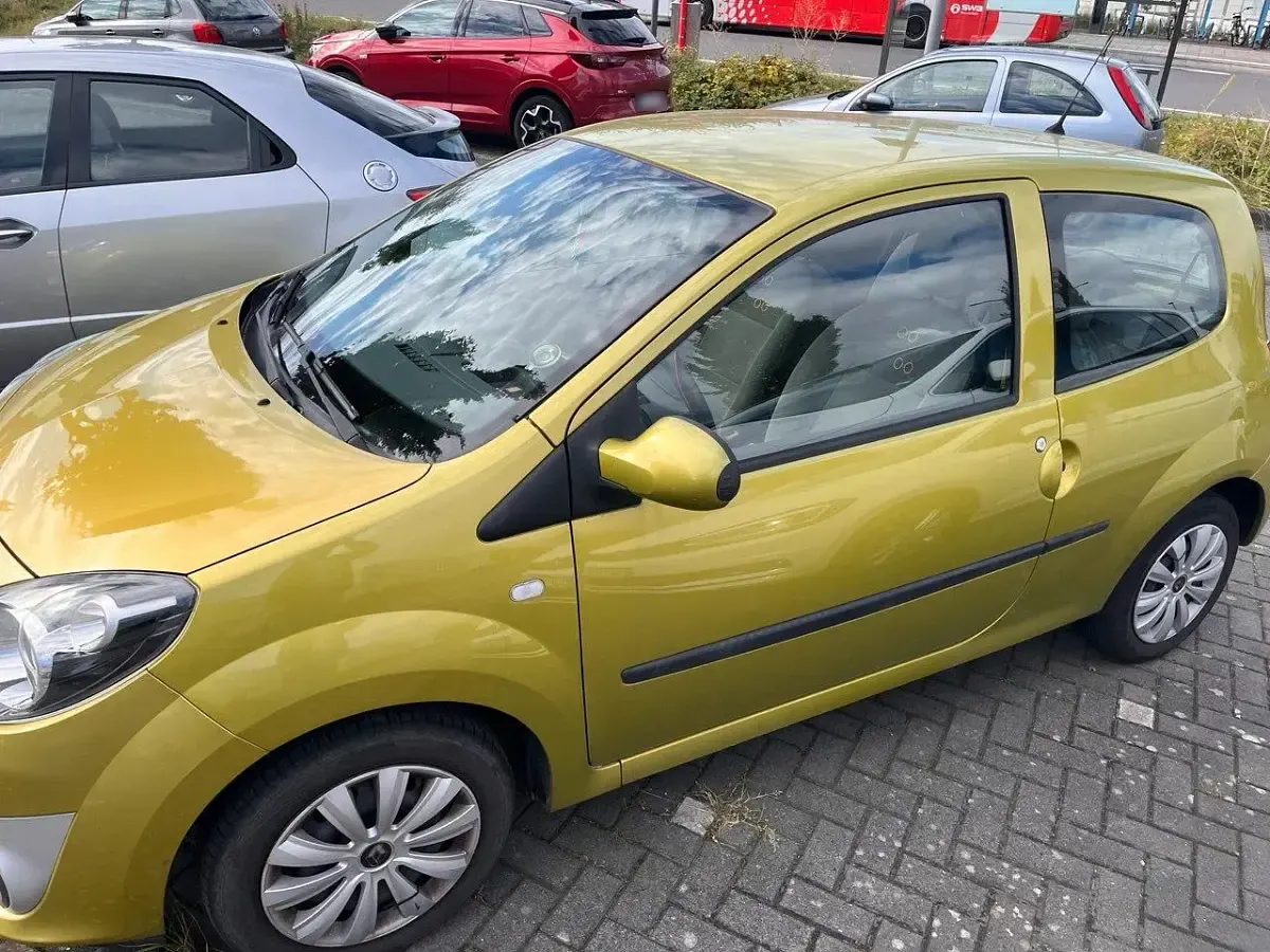 Gebraucht Renault Twingo 60 PS (44 kW) 2009 Grün Kleinwagen