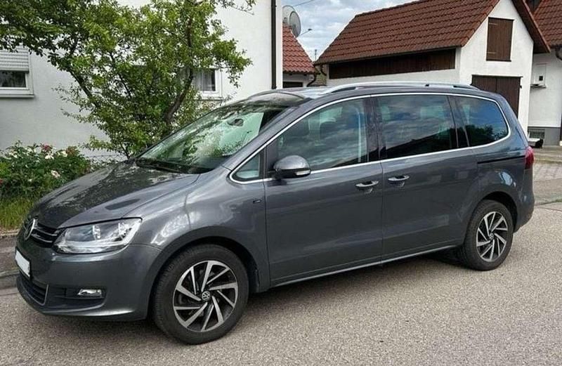 Gebraucht VW Sharan Join 150 PS (110 kW) 2019 Grau Van / Kleinbus