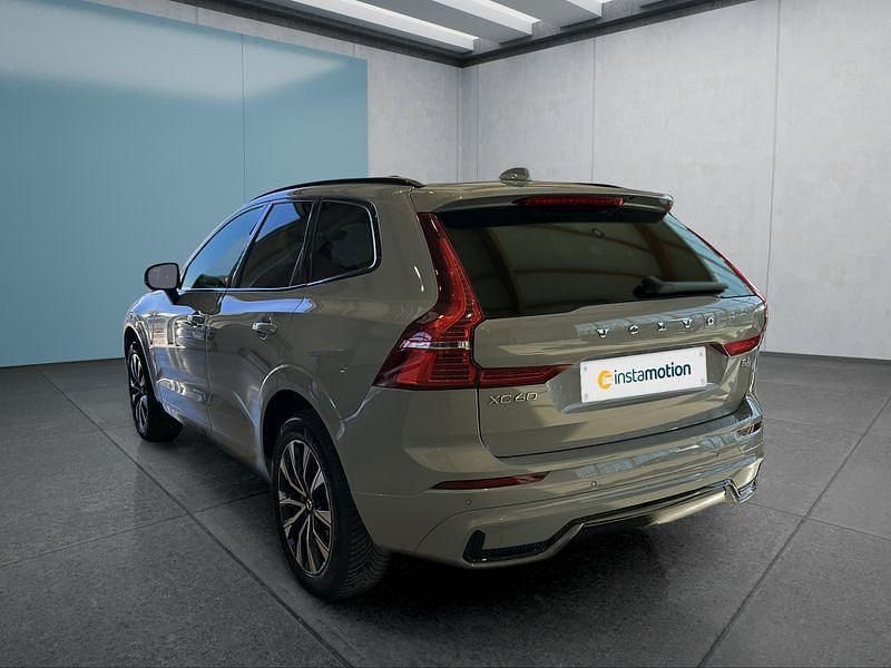 Gebraucht Volvo XC60 Plus 197 PS (144 kW) 2023 Grau SUV