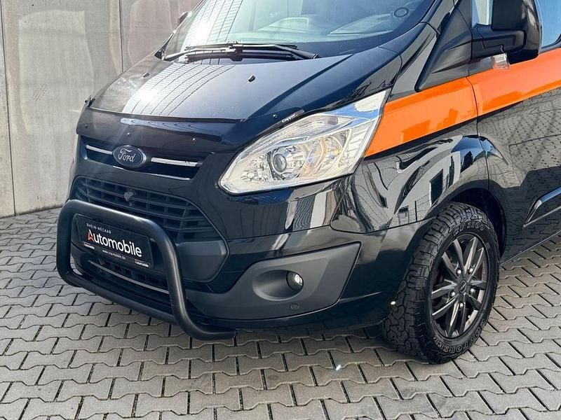 Gebraucht Ford Tourneo 170 PS (125 kW) 2016 Schwarz Van / Kleinbus
