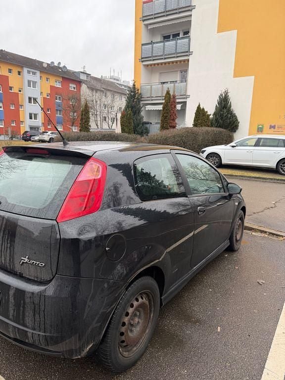 Gebraucht Fiat Punto Active 77 PS (56 kW) 2008 Schwarz Kleinwagen