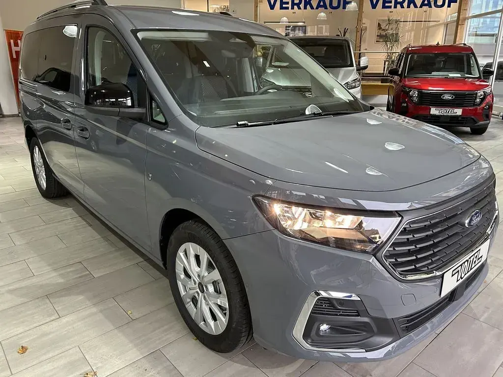 Neu Ford Tourneo Connect Titanium 150 PS (110 kW) 2025 Grau Van / Kleinbus