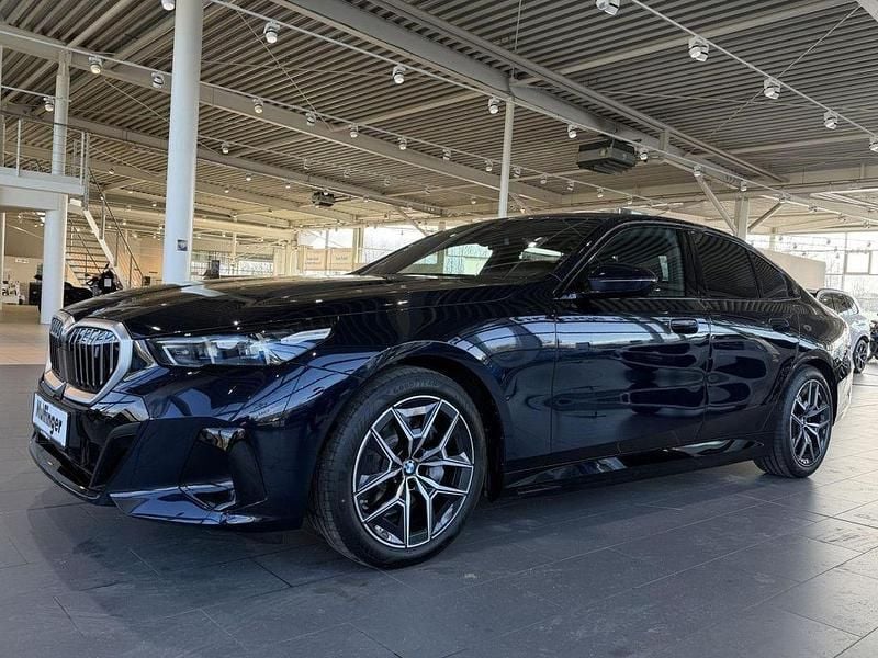 Neu BMW i5 M Sport 250 kW (340 PS) 2026 Schwarz Limousine