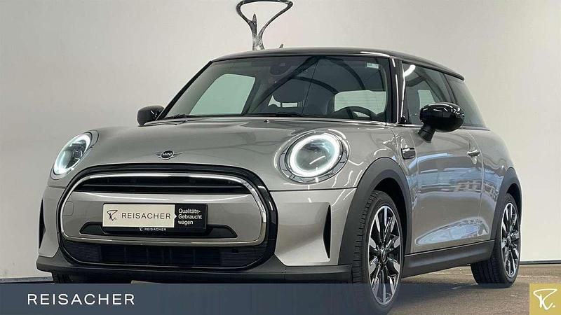 Melting silver iii Gebraucht 2024 Mini Cooper Coupé Classic Coupé | 25.649 € - Bild 1/4
