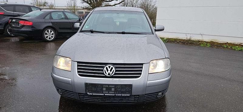 Gebraucht VW Passat Highline 150 PS (110 kW) 2002 Urbangrey metallic Limousine