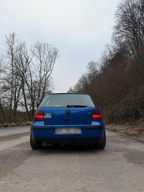 Gebraucht VW Golf IV 102 PS (75 kW) 1999 Blau Kleinwagen
