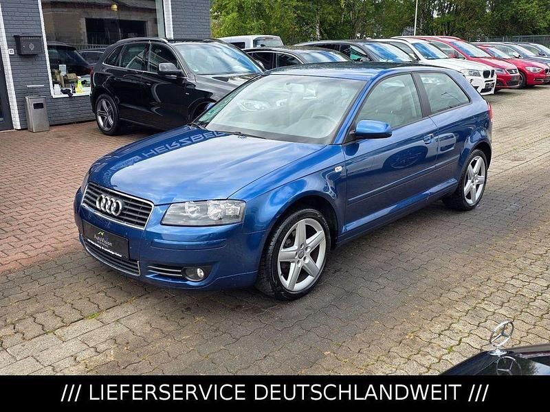 Blau Gebraucht 2003 Audi A3 Attraction Limousine | 3.750 € (Etwas zu teuer) - Bild 1/4