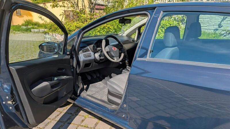 Blau Gebraucht 2009 Fiat Punto Kleinwagen | 800 € (Superpreis) - Bild 1/4