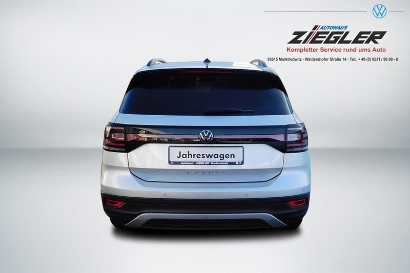 Gebraucht VW T-Cross Active 110 PS (80 kW) 2022 Silber SUV