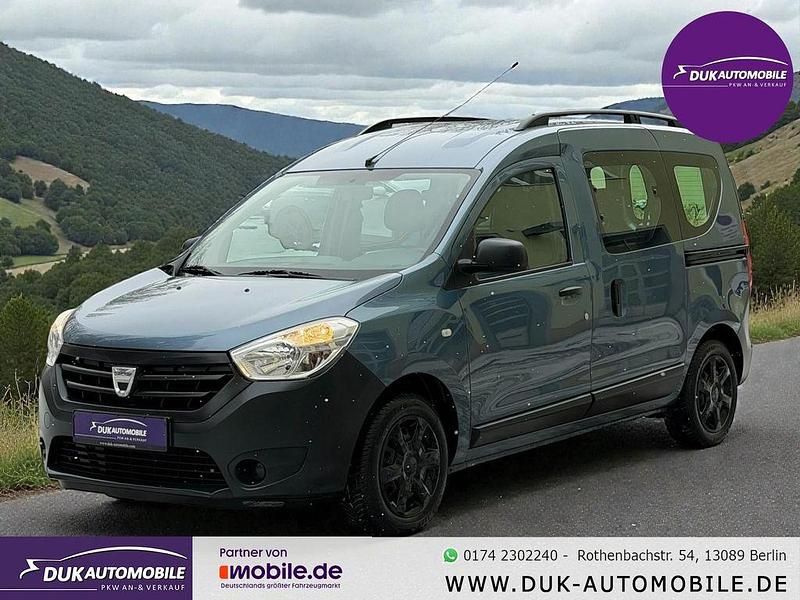 Blau Gebraucht 2013 Dacia Dokker Ambiance Van / Kleinbus | 5.999 € (Fairer Preis) - Bild 1/4