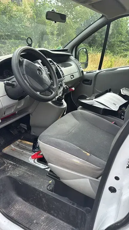 Gebraucht Opel Vivaro 114 PS (83 kW) 2013 Weiß Van / Kleinbus