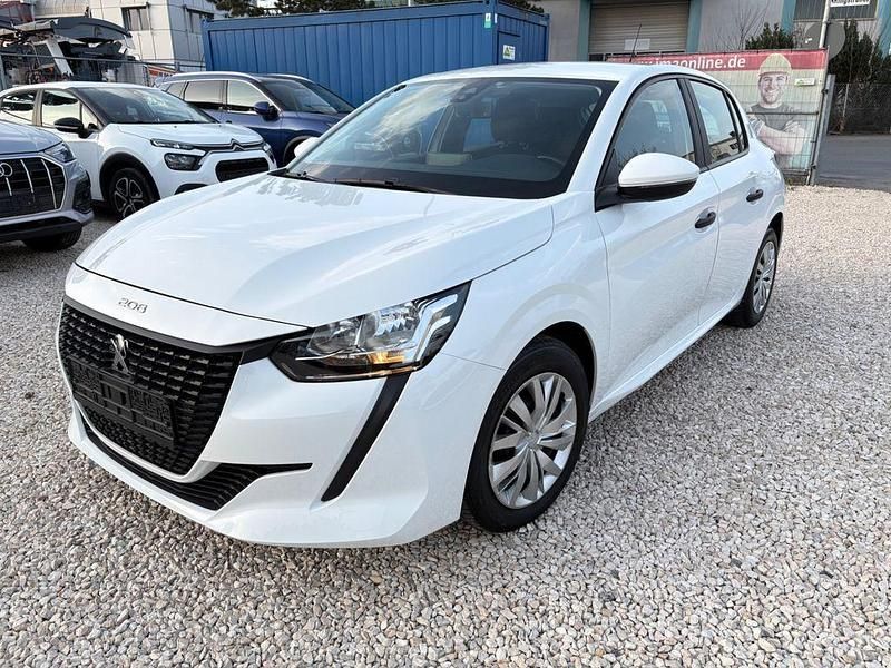 Gebraucht Peugeot 208 Active 102 PS (75 kW) 2021 Weiß Kleinwagen