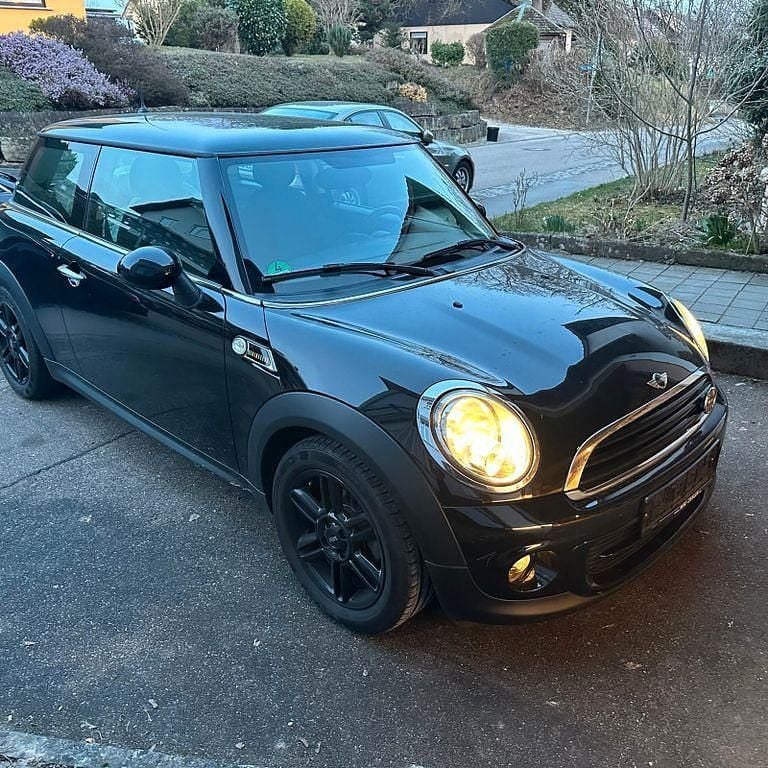 Gebraucht Mini ONE Brick Lane 75 PS (55 kW) 2014 Schwarz Kleinwagen
