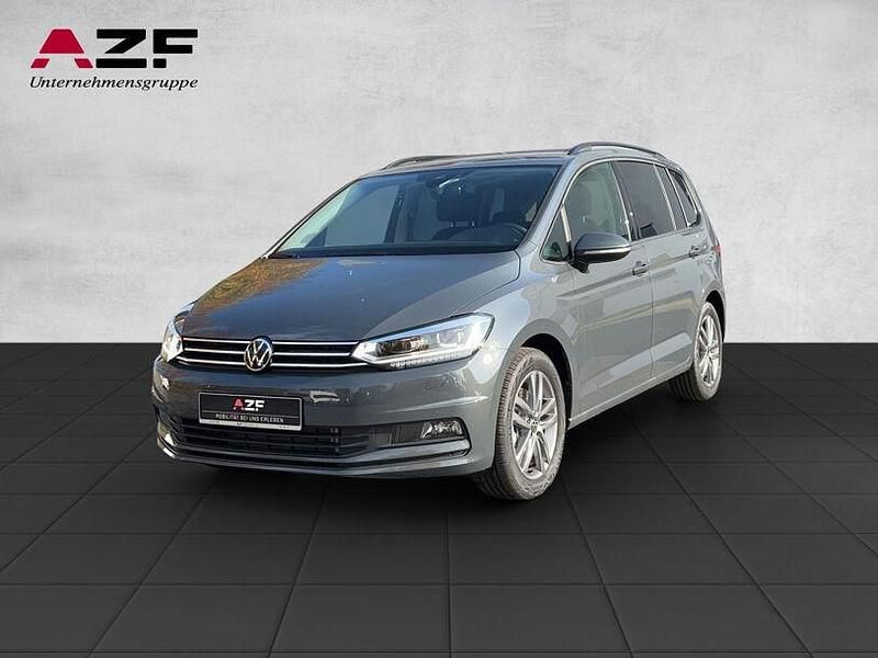 Gebraucht VW Touran Comfortline 150 PS (110 kW) 2025 Delfingrau metallic Van / Kleinbus