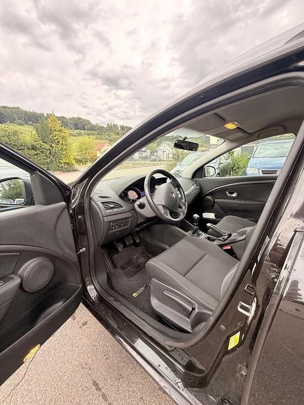 Gebraucht Renault Mégane III 110 PS (80 kW) 2009 Schwarz Kombi