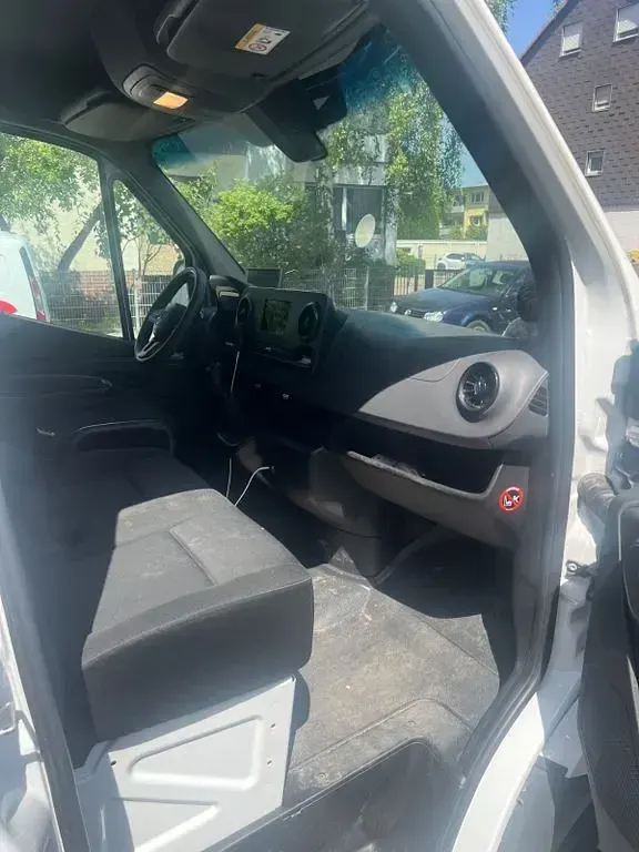 Gebraucht Mercedes Sprinter 163 PS (119 kW) 2019 Weiß Van
