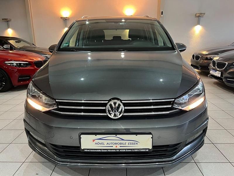 Gebraucht VW Touran Join 116 PS (85 kW) 2018 Grau Van / Kleinbus