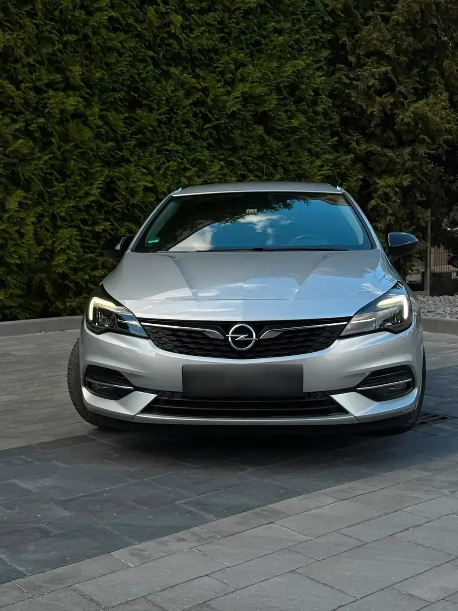 Gebraucht Opel Astra 131 PS (96 kW) 2021 Grün Limousine