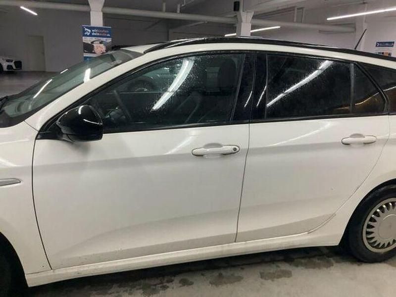 Gebraucht Fiat Tipo 120 PS (88 kW) 2018 Weiß Limousine