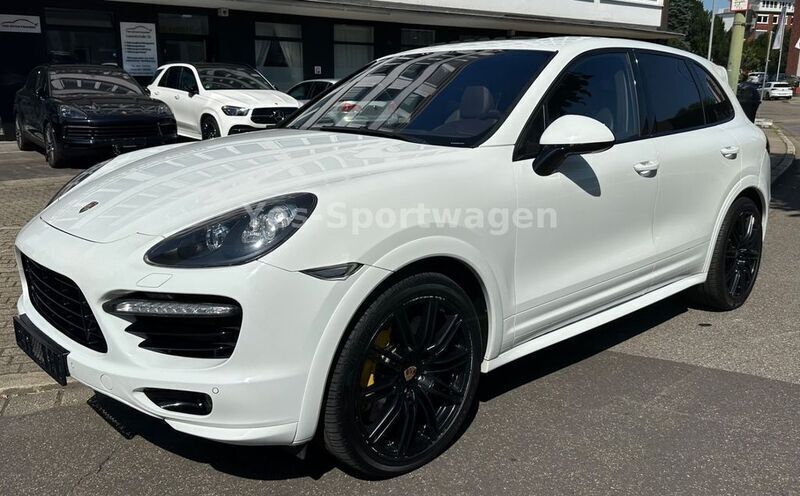 Weiß Gebraucht 2013 Porsche Cayenne GTS Sport SUV | 17.900 € (Superpreis) - Bild 1/4