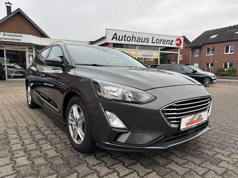 Gebraucht Ford Focus Cool & Connect 120 PS (88 kW) 2019 Grau Kombi
