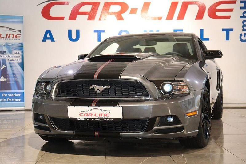 Grau Gebraucht 2014 Ford Mustang Coupé | 20.777 € (Fairer Preis) - Bild 1/4