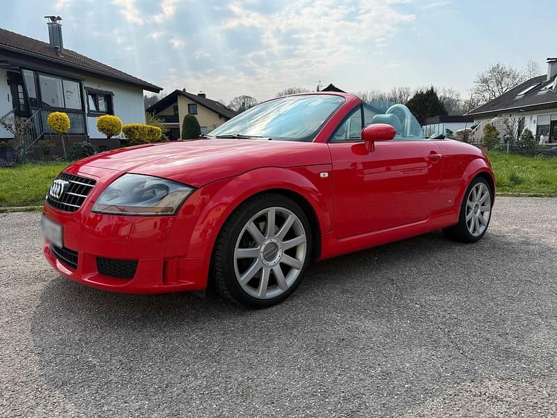 Gebraucht Audi TT Roadster S-Line 180 PS (132 kW) 2002 Rot Cabrio