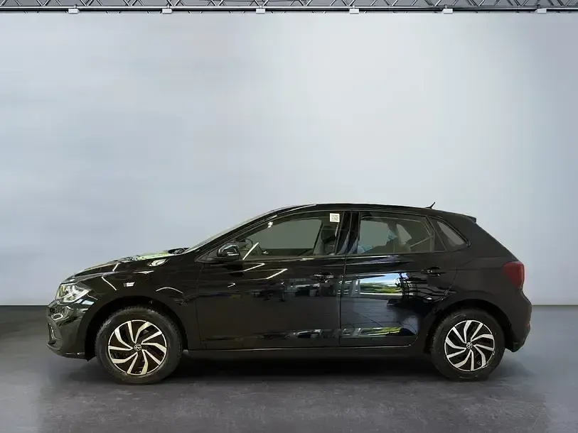 Gebraucht VW Polo Life 95 PS (69 kW) 2025 Deep black perleffekt Kleinwagen