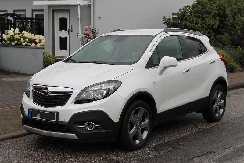Weiß Gebraucht 2013 Opel Mokka X Innovation SUV | 9.797 € (Guter Preis) - Bild 1/4