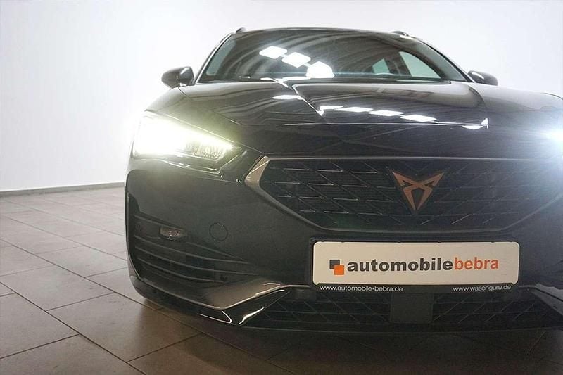 Gebraucht Cupra Leon 300 PS (220 kW) 2023 Mitternachtsschwarz Kombi