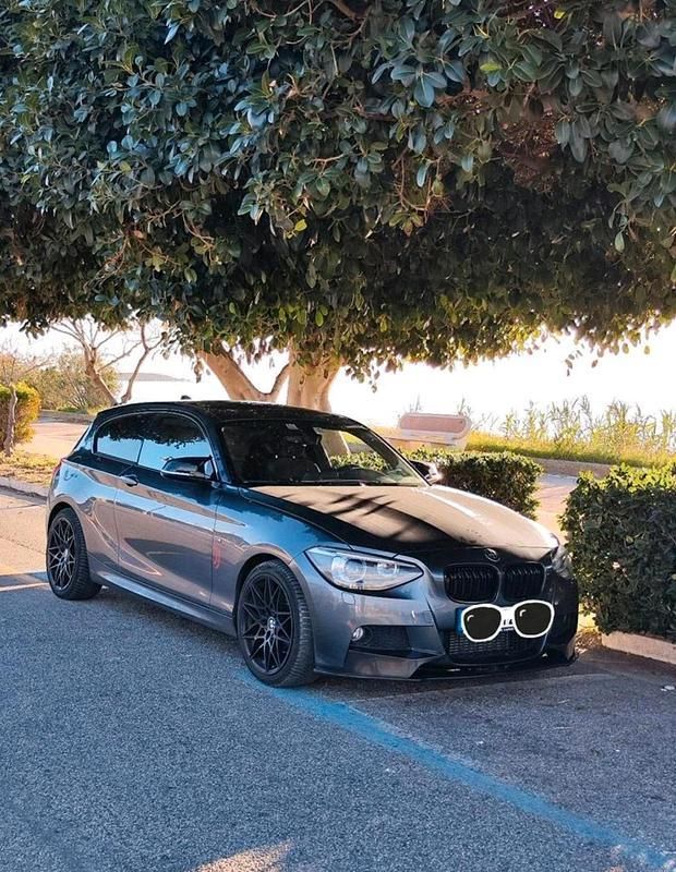 Grau Gebraucht 2015 BMW 125 Coupé M Sport Coupé | 12.500 € - Bild 1/4